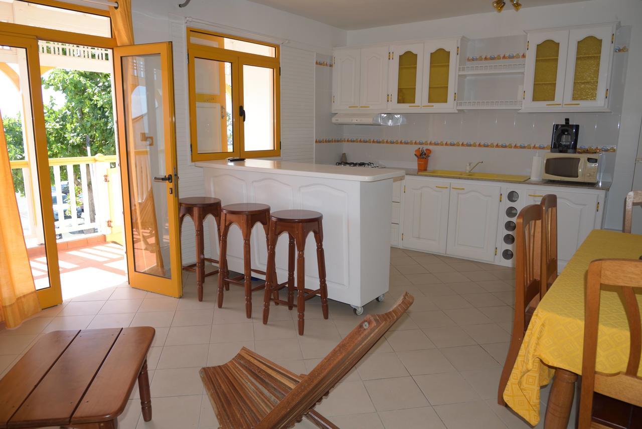 Maison Duplex "Josue" Vue Sur Marina Grand-Bourg  外观 照片